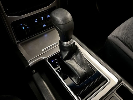 Toyota Land Cruiser - Afbeelding 18 van 24