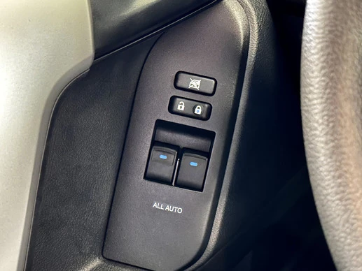 Toyota Land Cruiser - Afbeelding 21 van 24