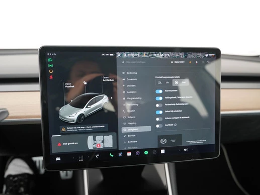 Tesla Model 3 - Afbeelding 27 van 30