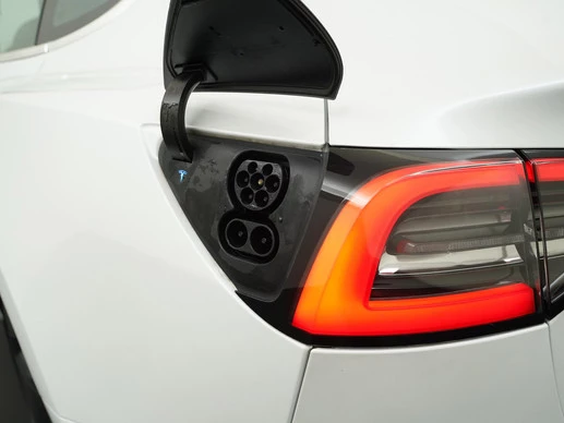 Tesla Model 3 - Afbeelding 30 van 30
