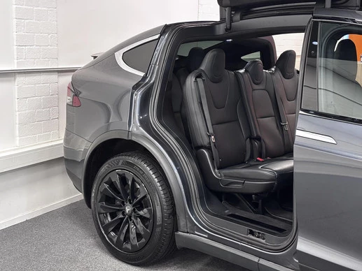 Tesla Model X - Afbeelding 10 van 30