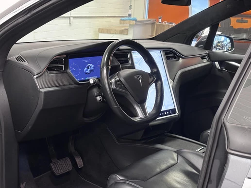 Tesla Model X - Afbeelding 11 van 30