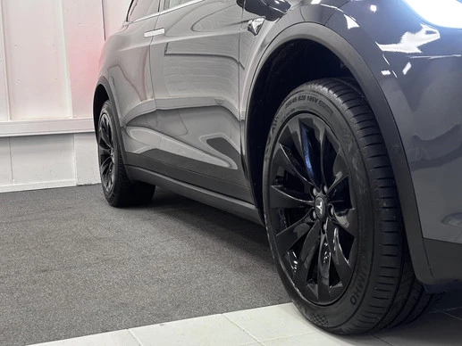 Tesla Model X - Afbeelding 20 van 30