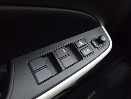 Suzuki Swift - Afbeelding 14 van 30