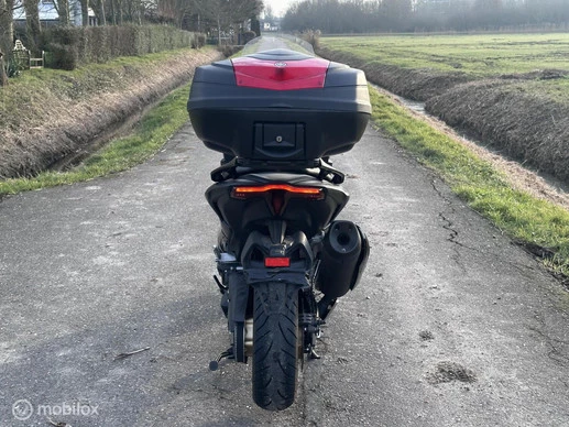 Yamaha T-MAX - Afbeelding 5 van 8