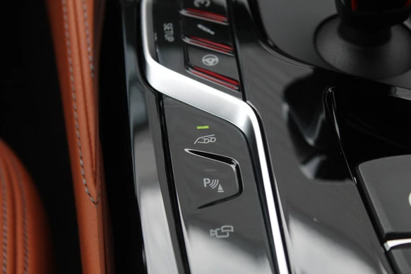 BMW M5 - Afbeelding 25 van 30