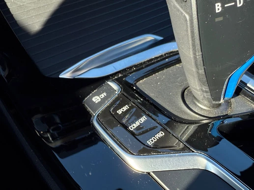 BMW iX3 - Afbeelding 23 van 30