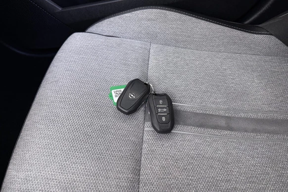 Opel Astra - Afbeelding 28 van 29