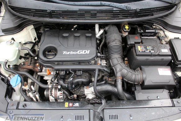 Kia Rio - Afbeelding 15 van 28