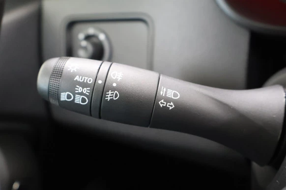 Dacia Duster - Afbeelding 28 van 30