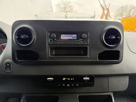 Mercedes-Benz eSprinter - Afbeelding 17 van 26