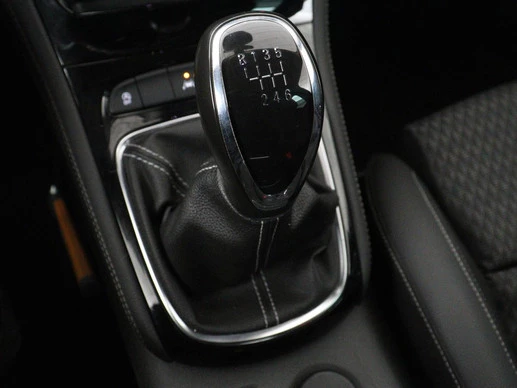 Opel Astra - Afbeelding 18 van 30