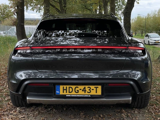 Porsche Taycan - Afbeelding 9 van 30