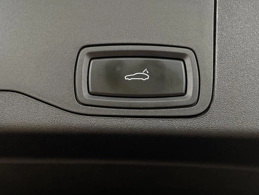 Porsche Taycan - Afbeelding 13 van 30