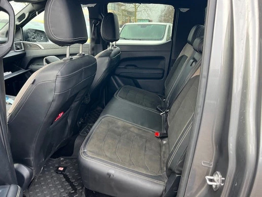 Volkswagen Amarok - Afbeelding 12 van 20