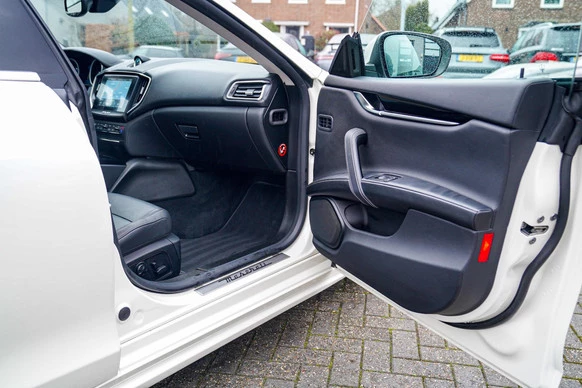 Maserati Ghibli - Afbeelding 27 van 30