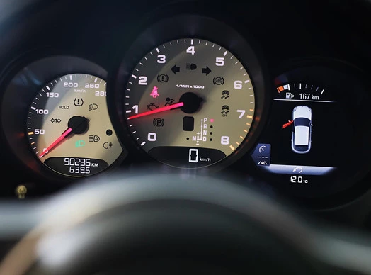 Porsche Macan - Afbeelding 21 van 30