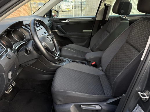 Volkswagen Tiguan - Afbeelding 22 van 29