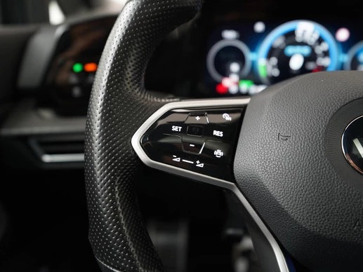 Volkswagen Golf - Afbeelding 7 van 30