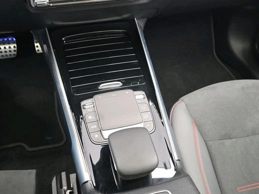 Mercedes-Benz EQB - Afbeelding 18 van 30