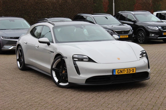 Porsche Taycan - Afbeelding 1 van 30