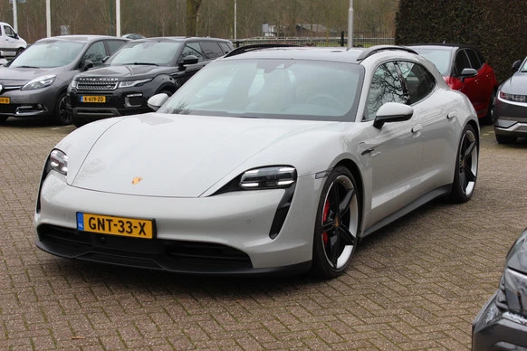 Porsche Taycan - Afbeelding 6 van 30