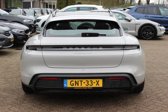 Porsche Taycan - Afbeelding 14 van 30