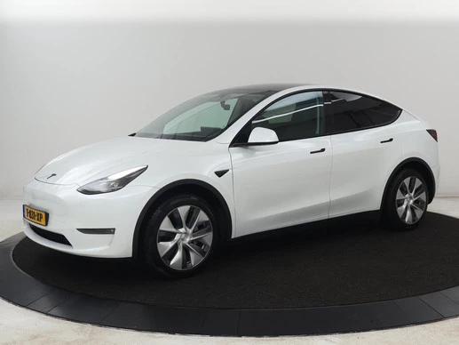 Tesla Model Y - Afbeelding 1 van 30