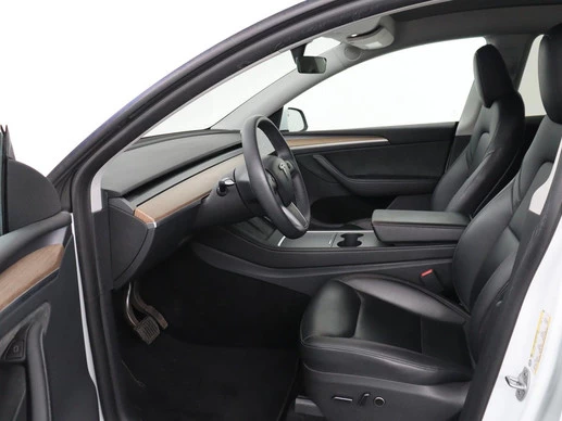Tesla Model Y - Afbeelding 4 van 30