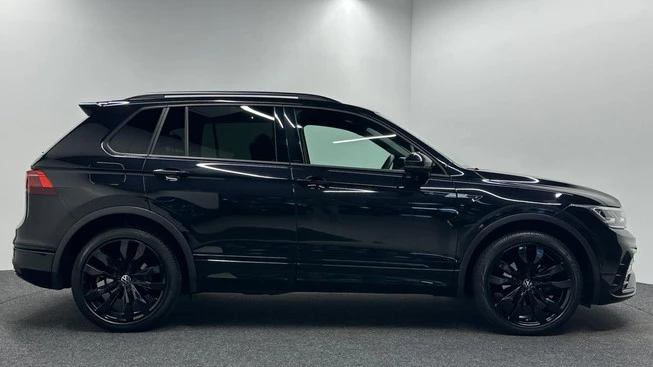 Volkswagen Tiguan - Afbeelding 15 van 30