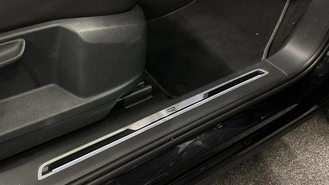 Volkswagen Tiguan - Afbeelding 22 van 30