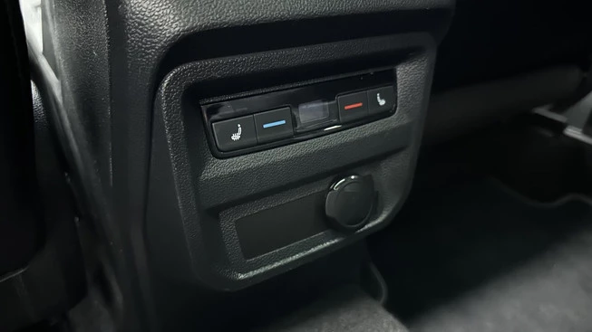 Volkswagen Tiguan - Afbeelding 27 van 30