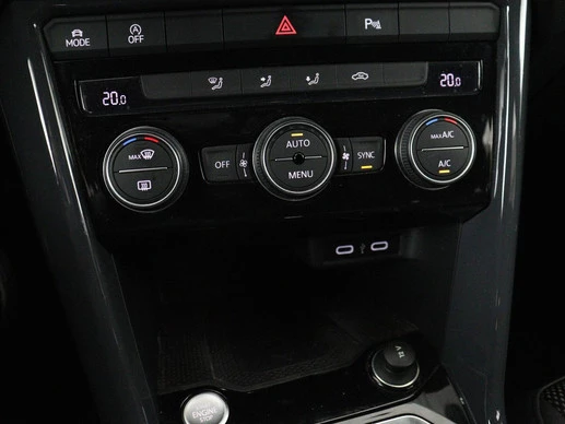 Volkswagen T-Roc - Afbeelding 25 van 30