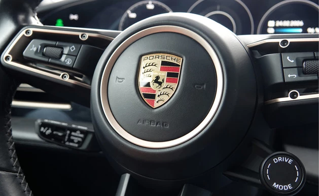 Porsche Taycan - Afbeelding 21 van 30