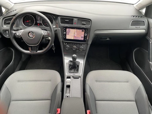 Volkswagen Golf - Afbeelding 20 van 30