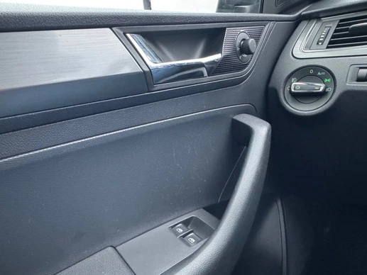 Škoda Rapid - Afbeelding 19 van 25