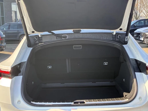 Polestar 4 - Afbeelding 22 van 24