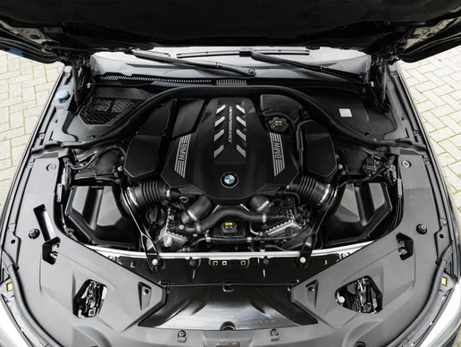 BMW 8 Serie - Afbeelding 9 van 30