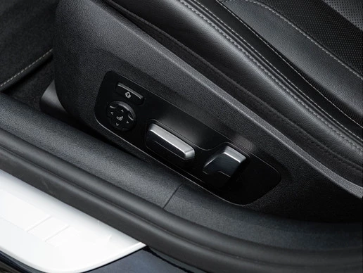 BMW 8 Serie - Afbeelding 27 van 30