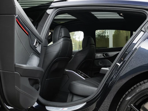 BMW 8 Serie - Afbeelding 28 van 30