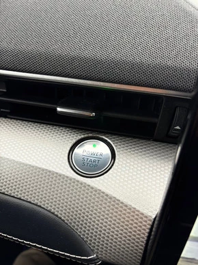 Ford Mustang Mach-E - Afbeelding 29 van 30