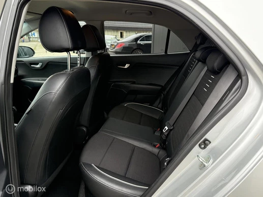 Kia Rio - Afbeelding 23 van 25