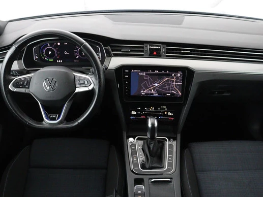Volkswagen Passat - Afbeelding 7 van 30