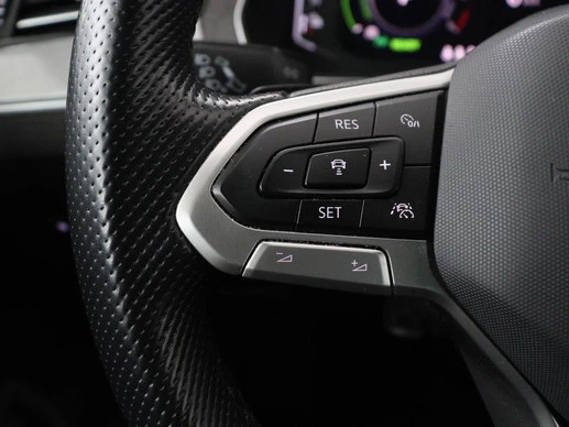 Volkswagen Passat - Afbeelding 18 van 30