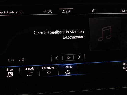 Volkswagen Passat - Afbeelding 25 van 30