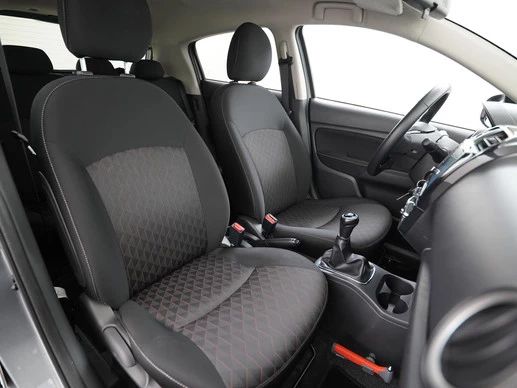 Mitsubishi Space Star - Afbeelding 20 van 29