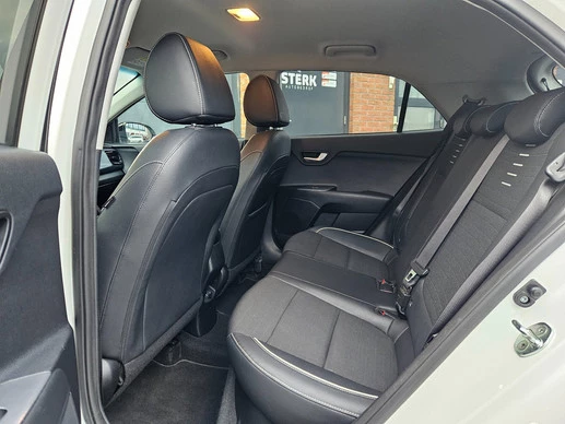 Kia Rio - Afbeelding 12 van 27