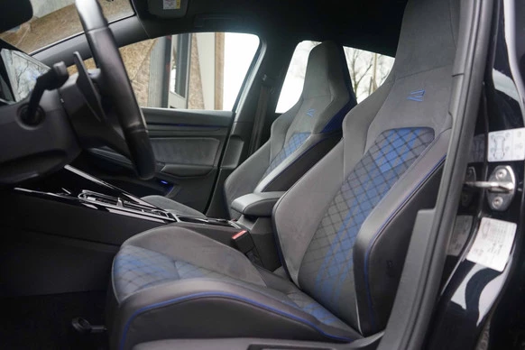 Volkswagen Golf - Afbeelding 8 van 30