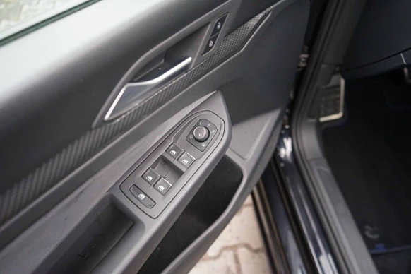 Volkswagen Golf - Afbeelding 19 van 30