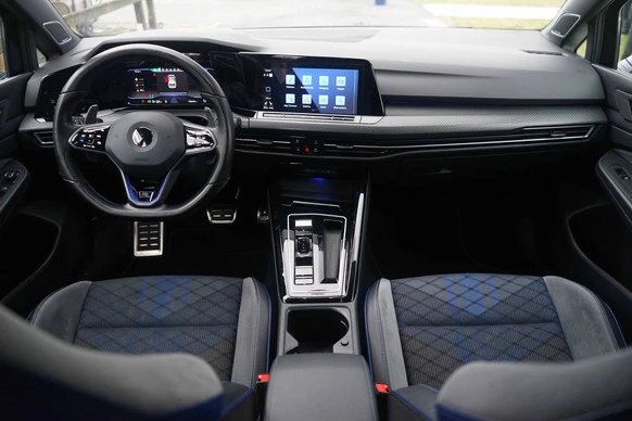 Volkswagen Golf - Afbeelding 24 van 30